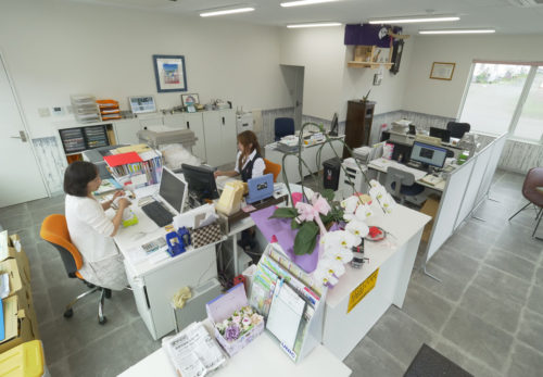 事務所が新しくなりました